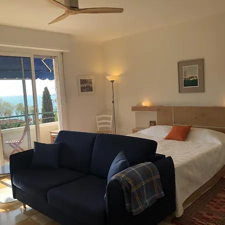 Neptune 5, Floor Studio, Sea View Апартаменты Ментона