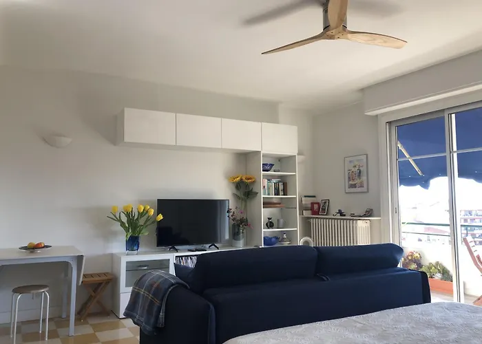 Апартаменты Neptune 5, Floor Studio, Sea View *