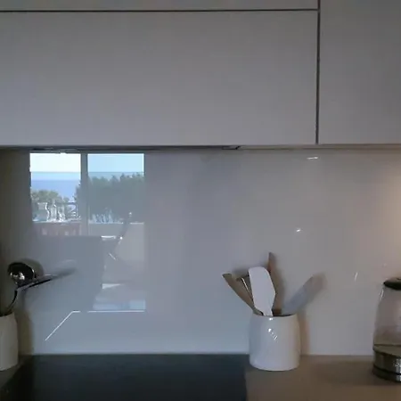 Διαμέρισμα Neptune 5, Floor Studio, Sea View Μεντόν