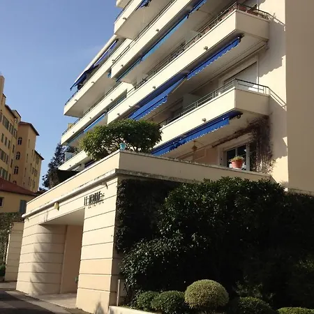 Neptune 5, Floor Studio, Sea View Appartement *