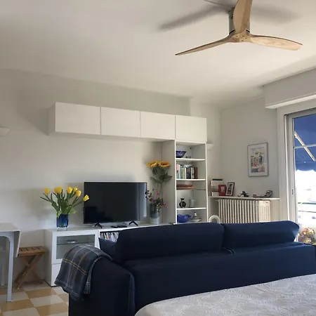 Διαμέρισμα Neptune 5, Floor Studio, Sea View *