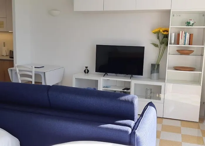 Apartmán Neptune 5, Floor Studio, Sea View *