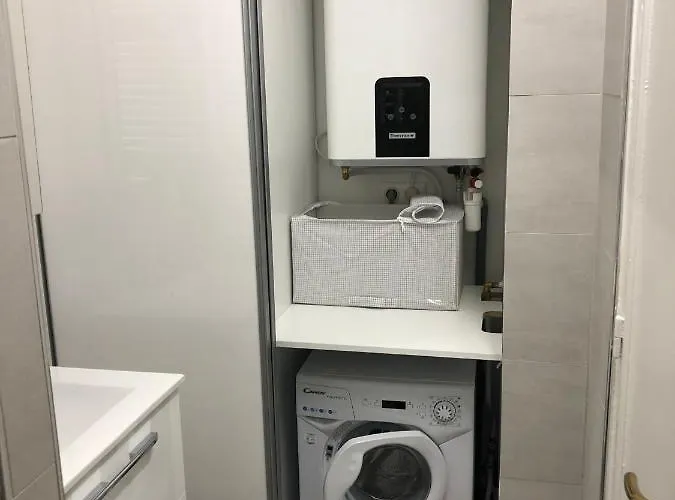 Neptune 5, Floor Studio, Sea View דירה מנטון